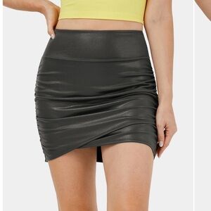 HALARA - Faux Leather Bodycon Foil Print Ruched Skort - Size 2X - NWOT